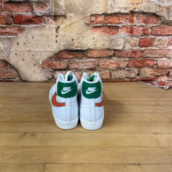 Nike Blazer Mid 'Stranger Things Hawkins High School' Size 13 - Picture 6 of 12